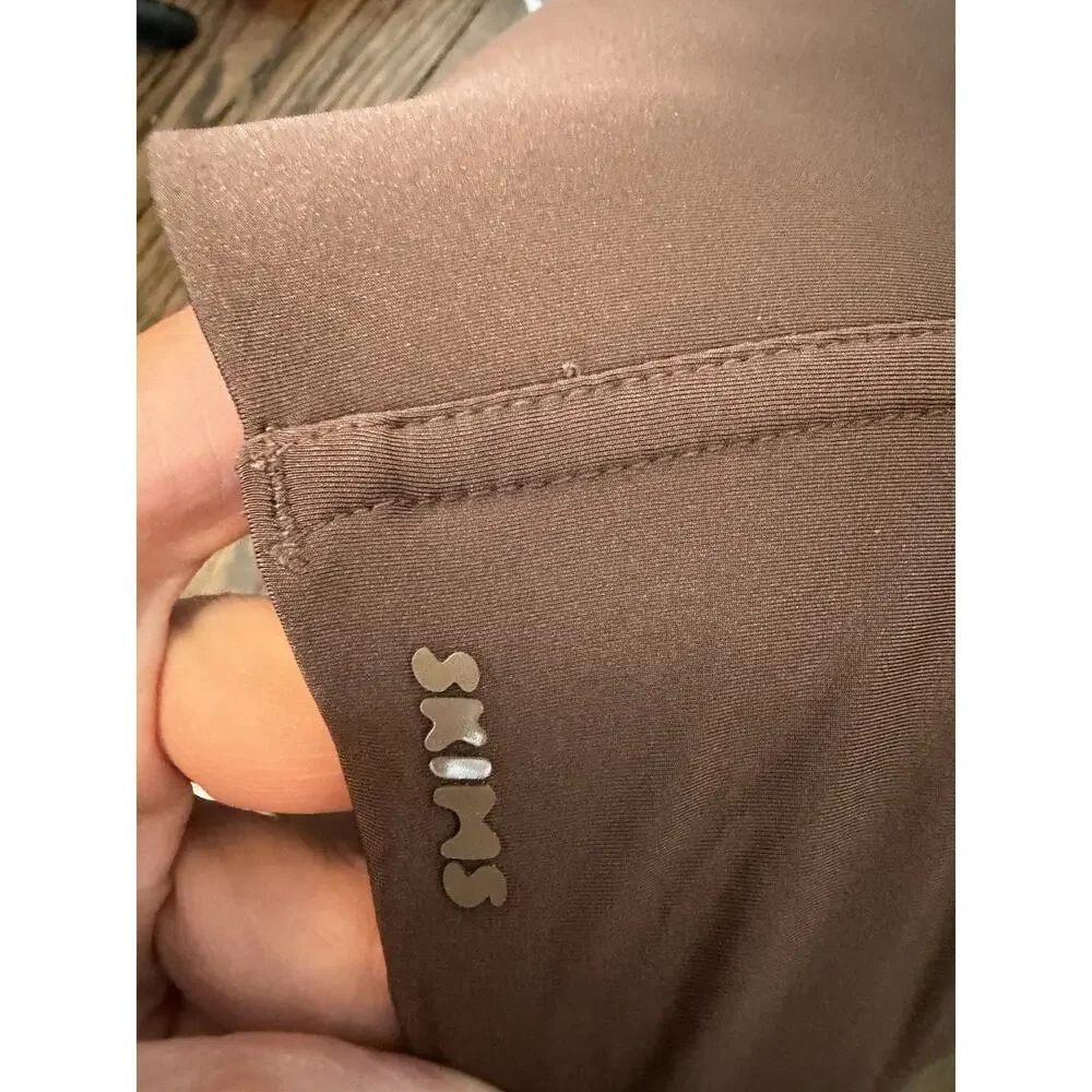 Skims nwt sz